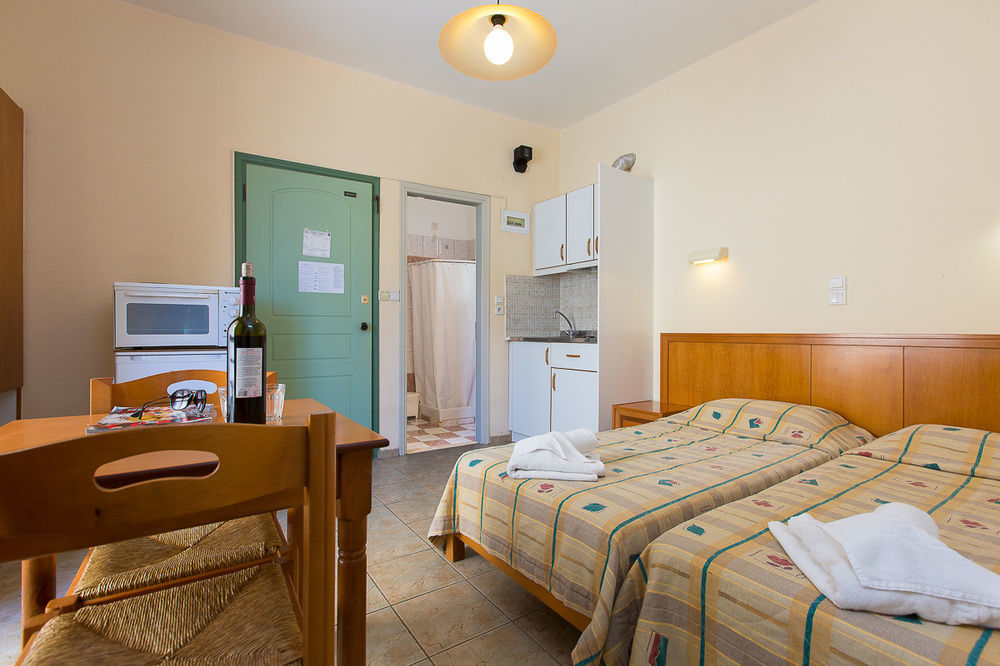 Eltina Hotel Ретимно Екстериор снимка